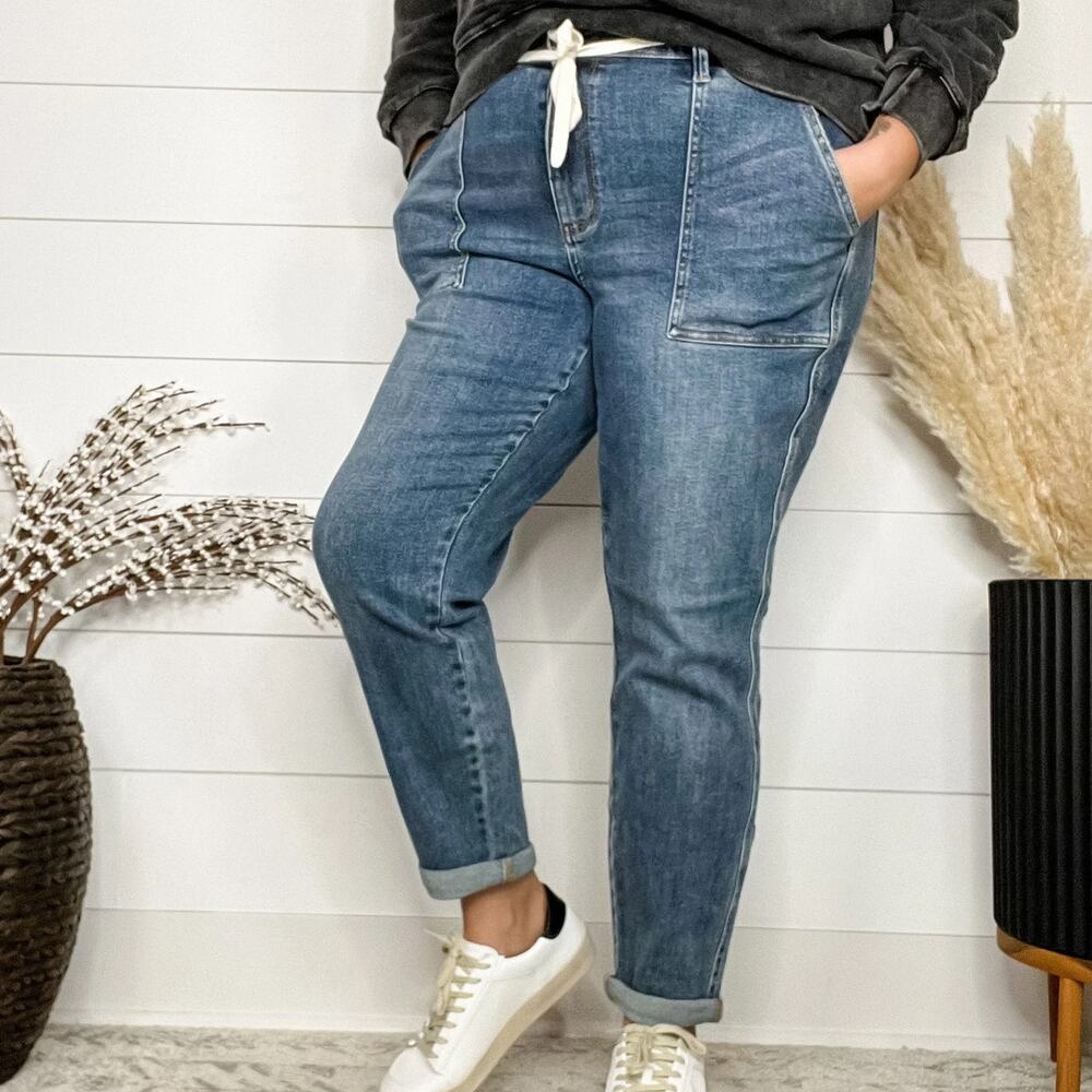 Judy Blue Women’s 20W Jeans 40 x 29 Jogger Tapered Leg Drawstring Denim